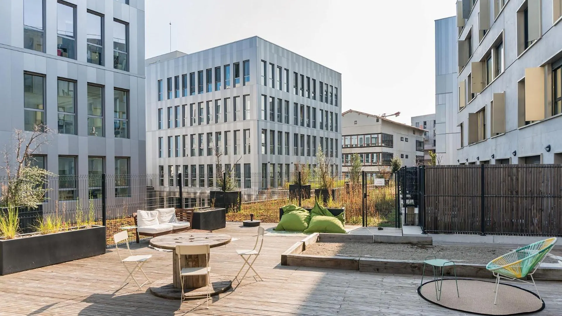 Où Dormir pas Cher près de la Promenade Sainte-Catherine : 7 Hôtels Budget à Bordeaux
