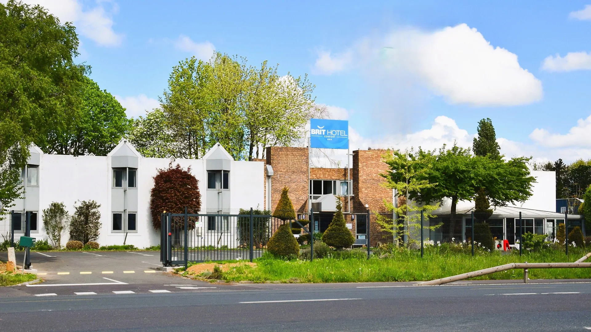 Séjourner près des Témoins de Jéhovah à Ifs : 6 Hôtels Comparés