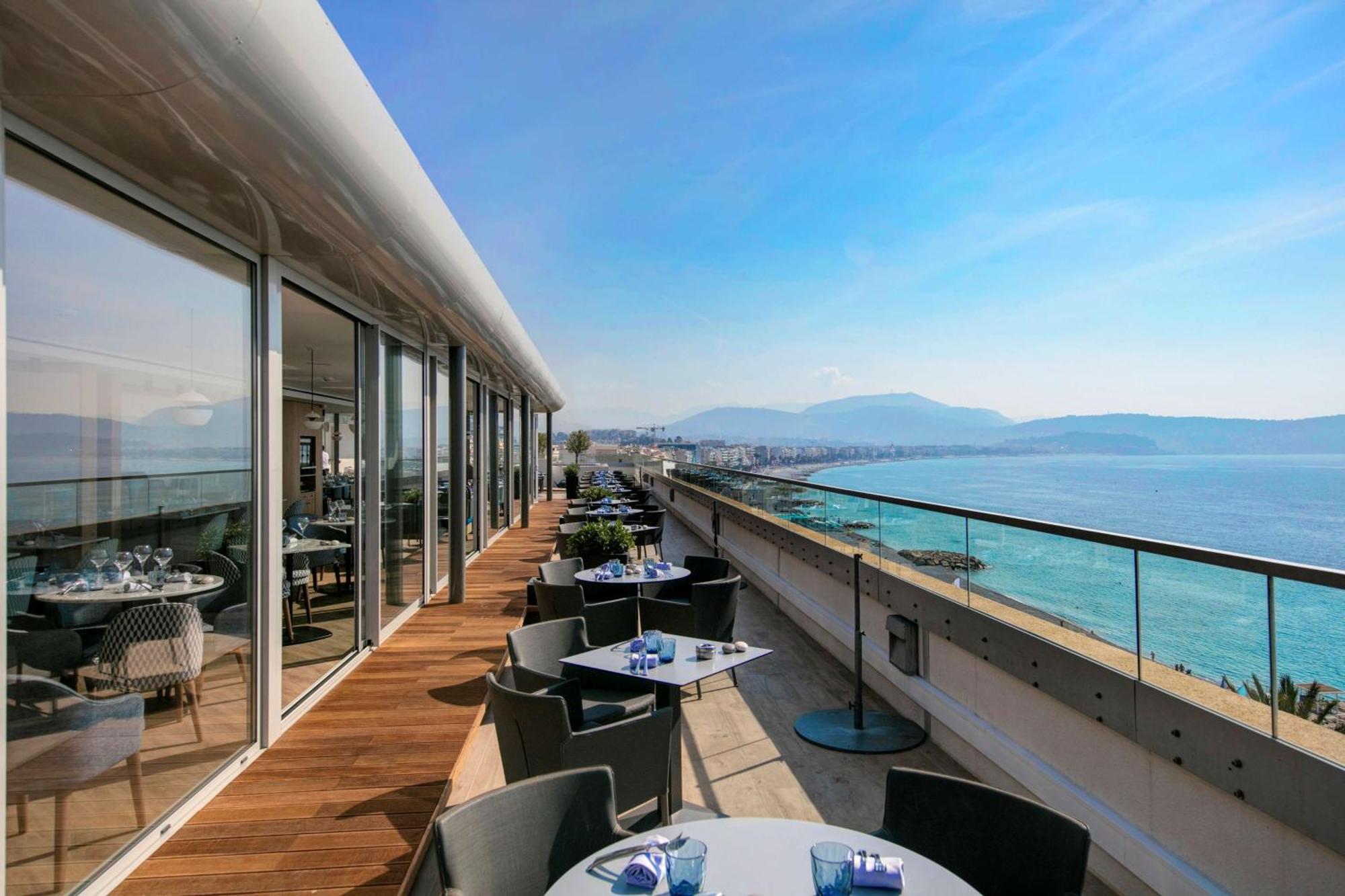 4 Resorts Près de la Cathédrale Russe de Nice à Réserver