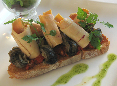 La tartine de cagouilles aux copeaux de foie gras