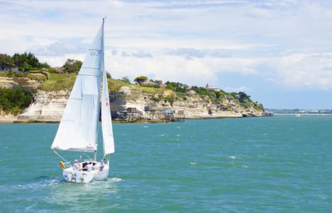 Voilier - Estuaire de la Gironde